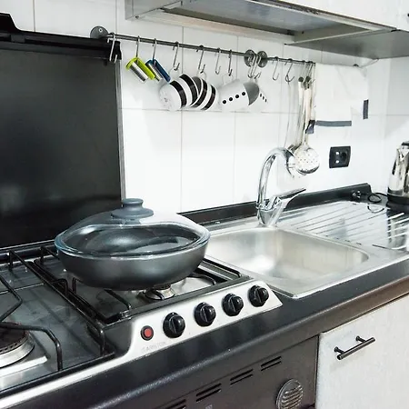 Apartment Varriale 2,0 Free Parking For Small Cars Only Neapel